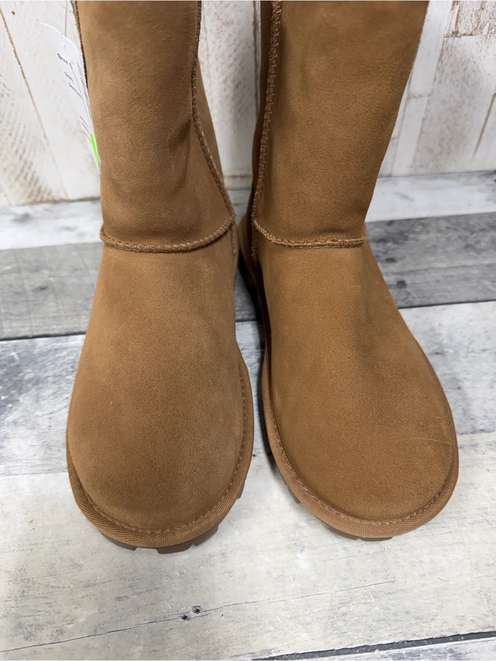 UGG Essential Short Boot II - Picture 6 of 7